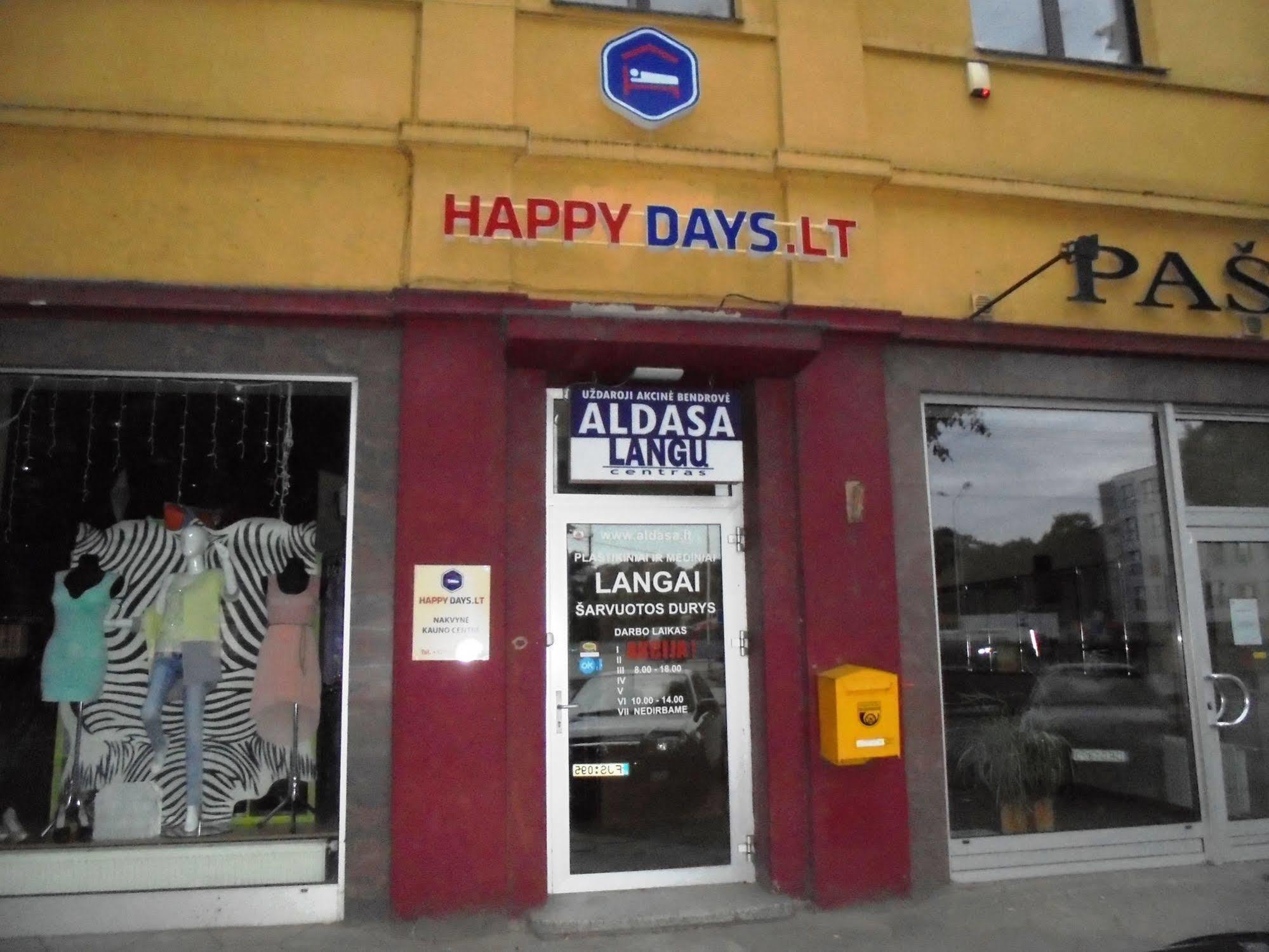 Happy Inn Каунас Экстерьер фото